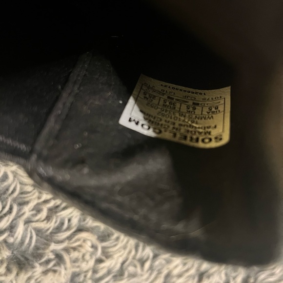 Sorel boots size 8.5 - Picture 5 of 5